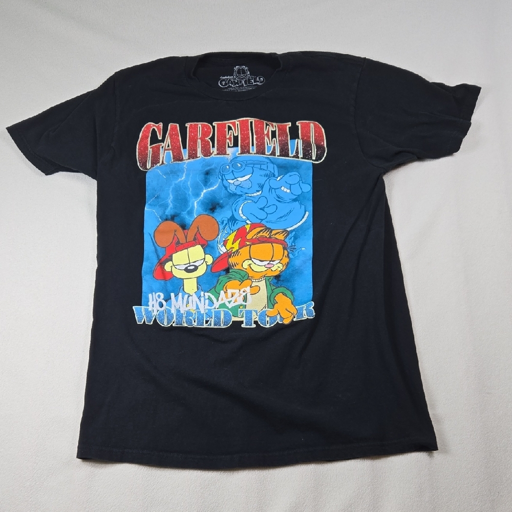 Hot Topic Black World Tour Garfield Tee